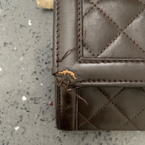 BURBERRY QUILTED LEATHER DARK CHOCOLATE BROWN CONTINENTAL LONG WALLET - Picture 10 of 15